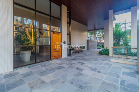 Image 38 - 897625