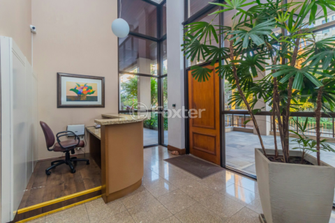 Image 35 - 897625