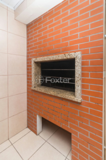 Image 19 - 807643