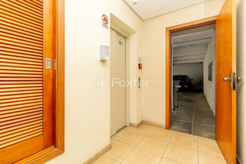 Image 24 - 1006771