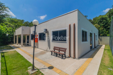 Image 41 - 749260