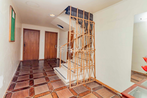 Image 37 - 305235