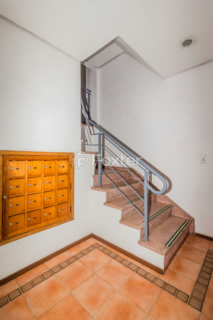 Image 34 - 225828