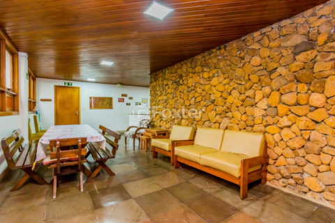 Image 33 - 893981
