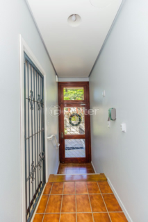 Image 17 - 228442