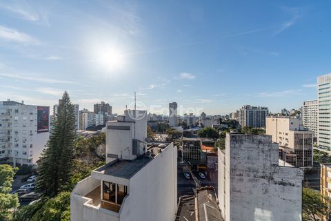 Image 11 - 228615
