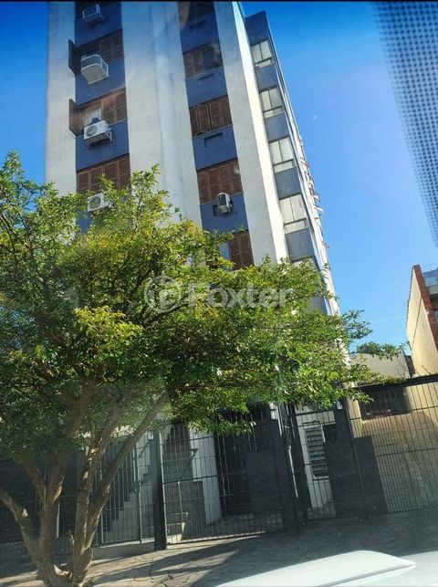 Image 46 - 1004036