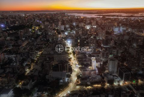 Image 17 - 243304