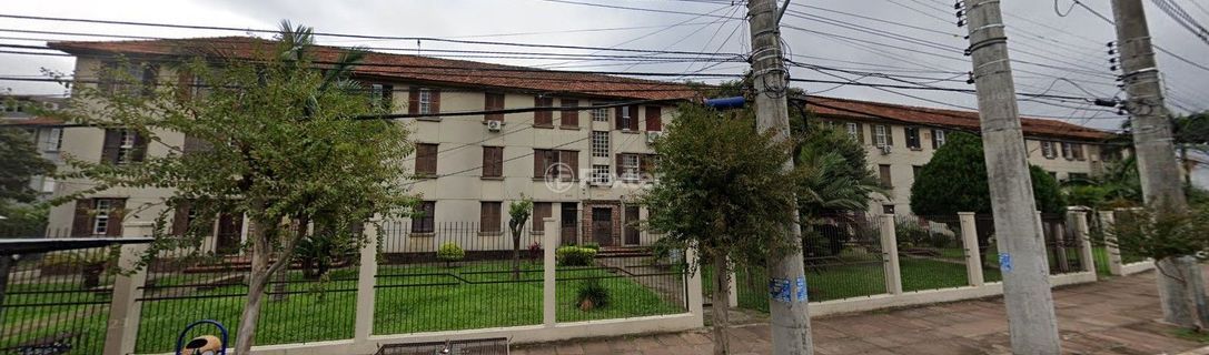Image 37 - 908395