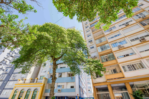Image 20 - 991393