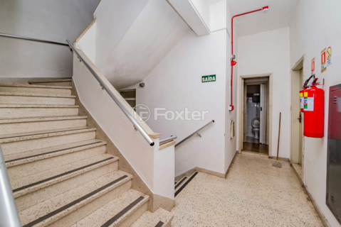 Image 29 - 991393