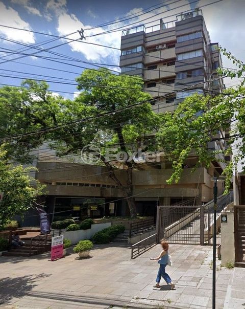 Image 7 - 994308