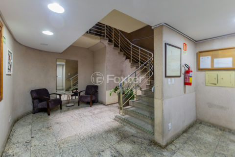 Image 34 - 986055