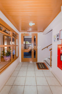 Image 30 - 1028709