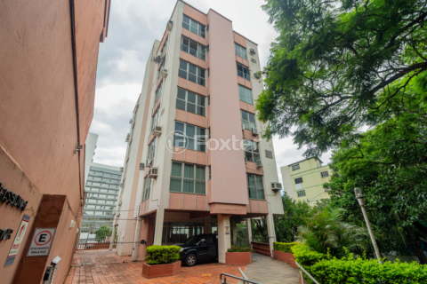 Image 14 - 881787