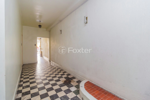 Image 30 - 997340