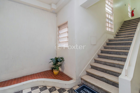 Image 31 - 997340