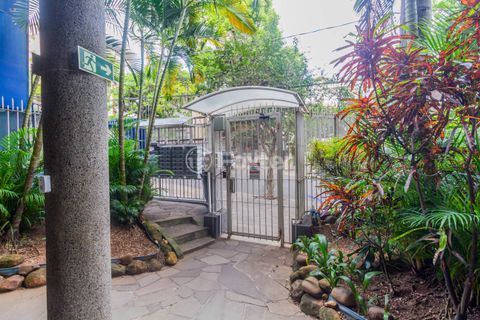 Image 19 - 848665
