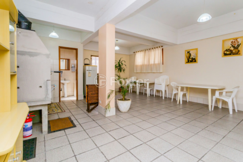 Image 33 - 1040697
