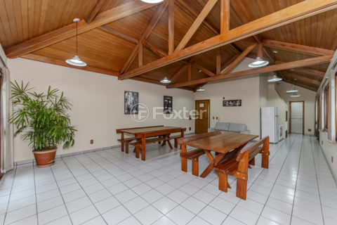 Image 33 - 1018907