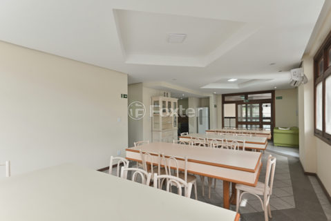 Image 40 - 1013279