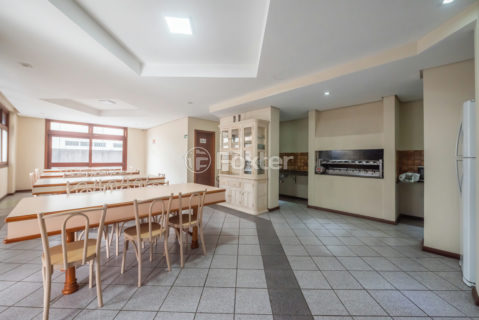 Image 42 - 1013279