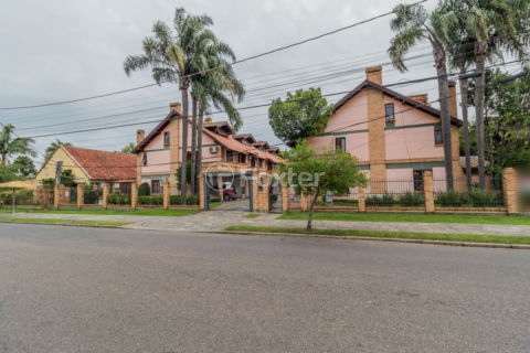 Image 39 - 302125