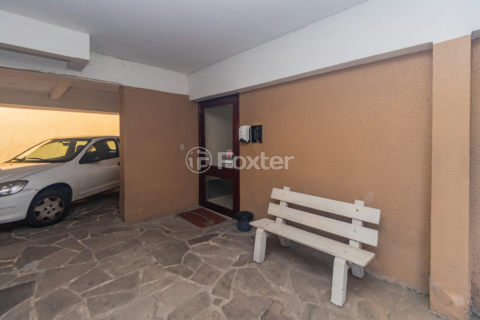 Image 36 - 1001373