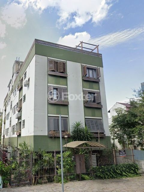 Image 17 - 307946