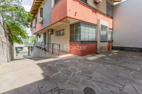 Image 29 - 302169