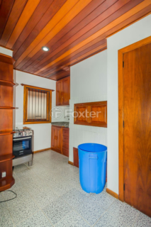 Image 30 - 833091