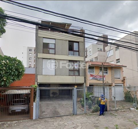 Image 33 - 972579