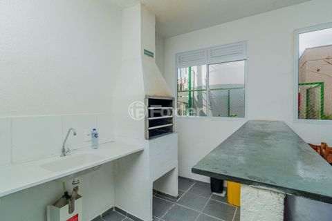 Image 29 - 858195