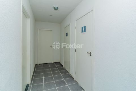 Image 30 - 858195
