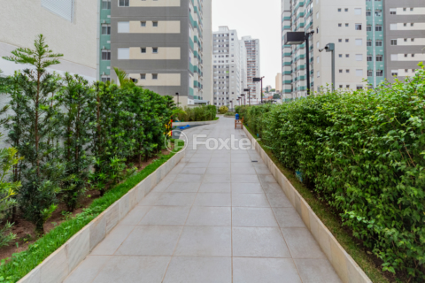 Image 34 - 931559