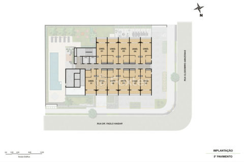 Image 21 - 1040884