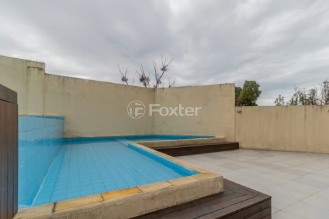 Image 31 - 987410