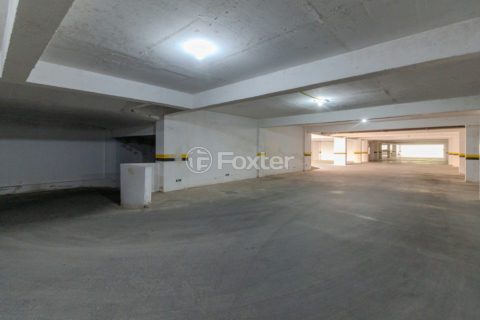 Image 63 - 1015335