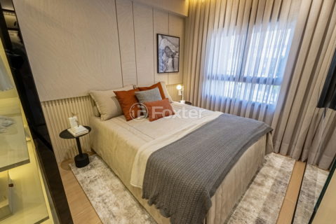 Image 8 - 1026065