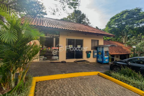 Image 46 - 251628