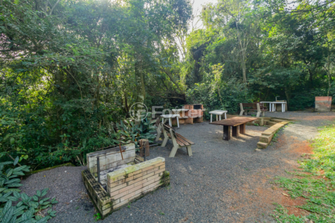 Image 54 - 251628