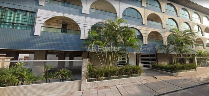 Image 17 - 747676