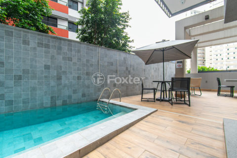 Image 4 - 985674