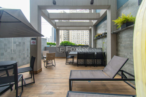 Image 2 - 985674