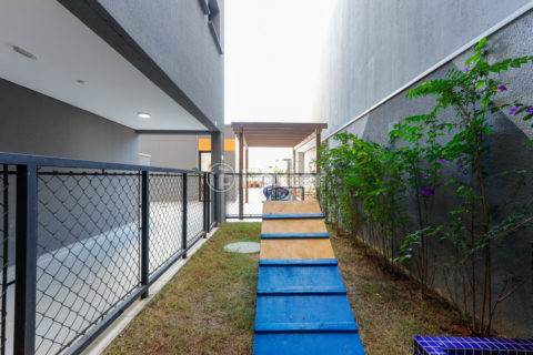Image 34 - 1009799