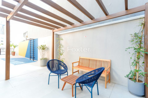 Image 35 - 1009799