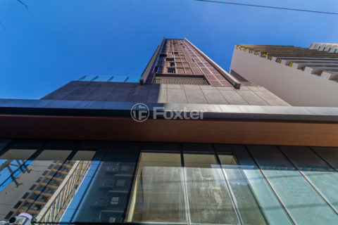 Image 10 - 1011715