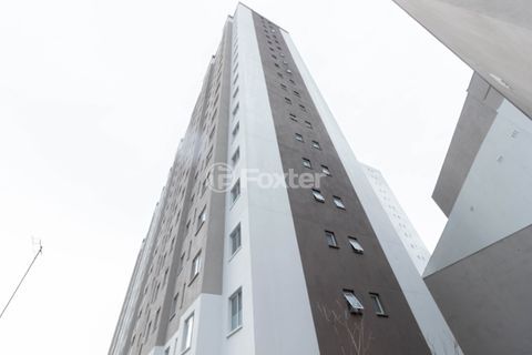 Image 17 - 1031759