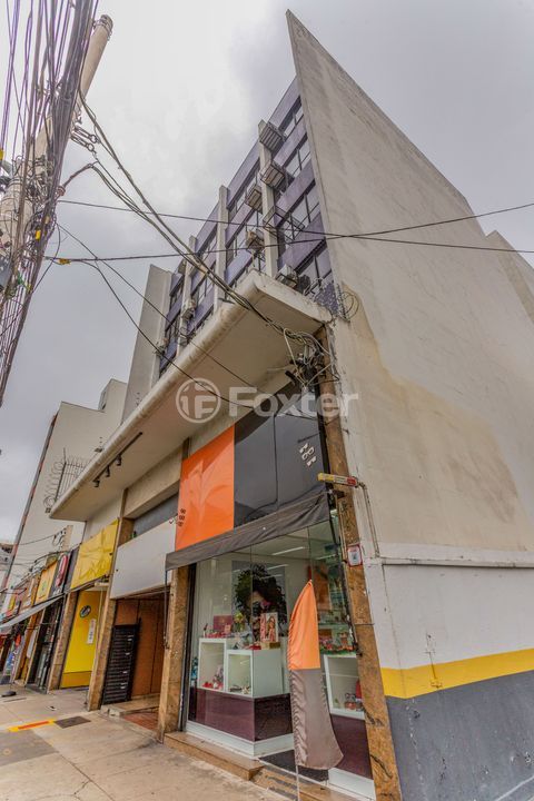 Image 11 - 931522