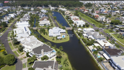 Image 10 - 968707